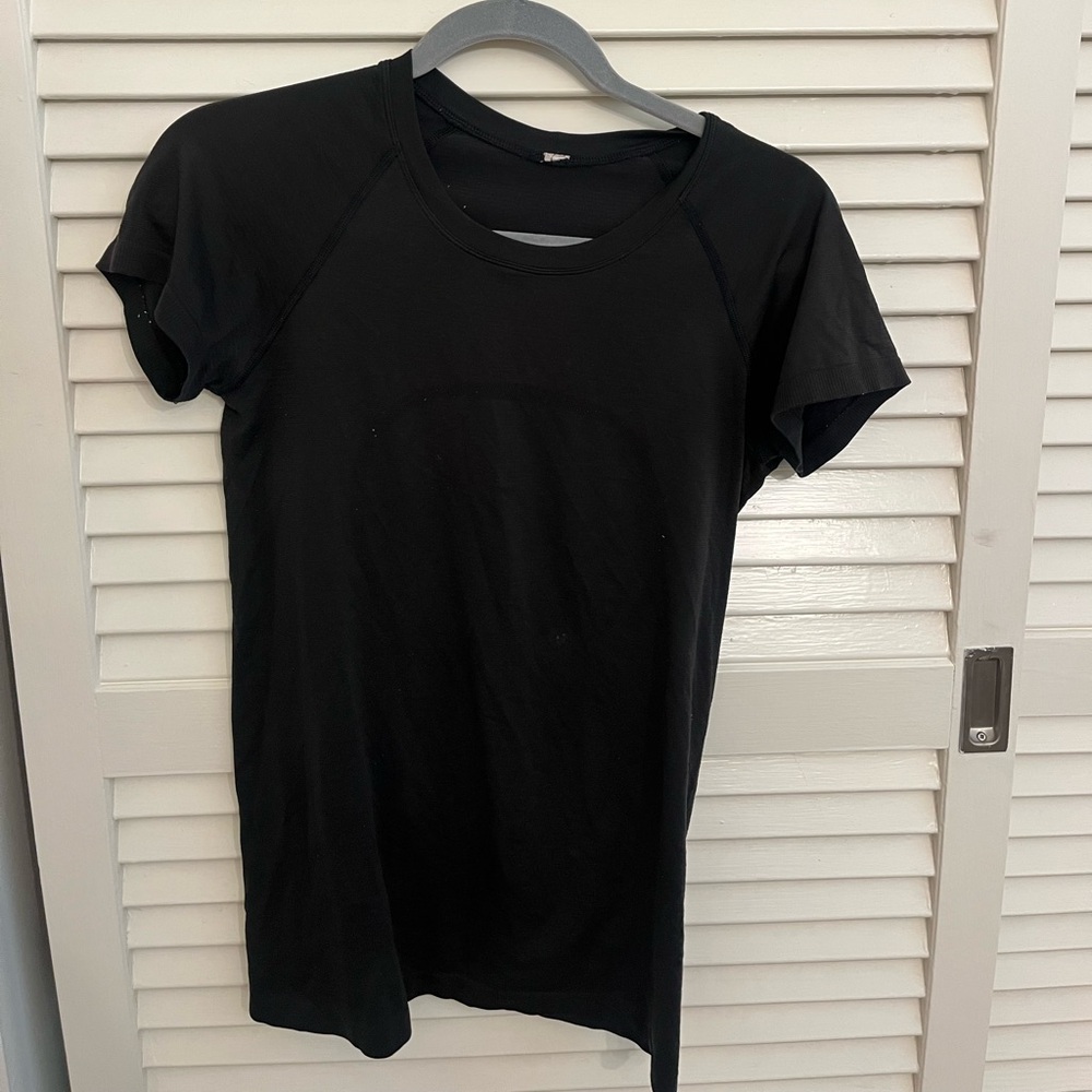 lululemon Swiftly Tech Short Sleeve